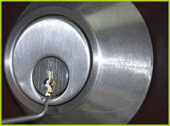 Expert Locksmith Services Houston, TX 713-357-0753 - 7-broken-key
