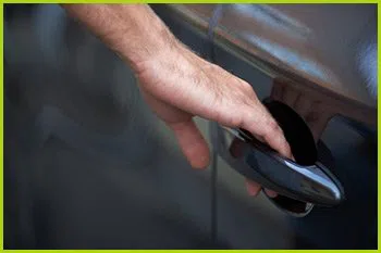 Expert Locksmith Services Houston, TX 713-357-0753 - 8-opening-car-locks