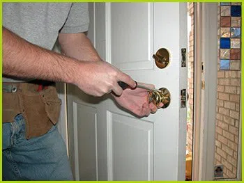 Expert Locksmith Services Houston, TX 713-357-0753 - 9-locks-change
